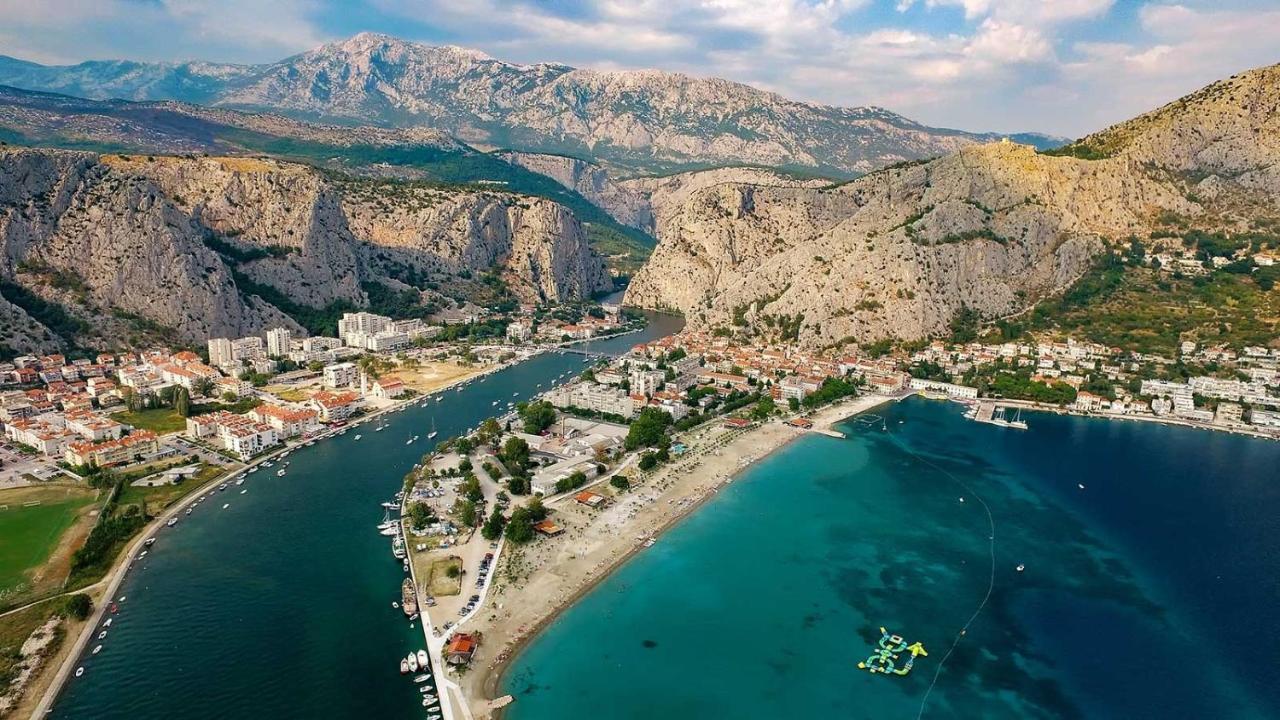 Green 'N Grey Omiš Εξωτερικό φωτογραφία